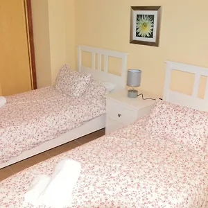 Miramar 2 Apartment
